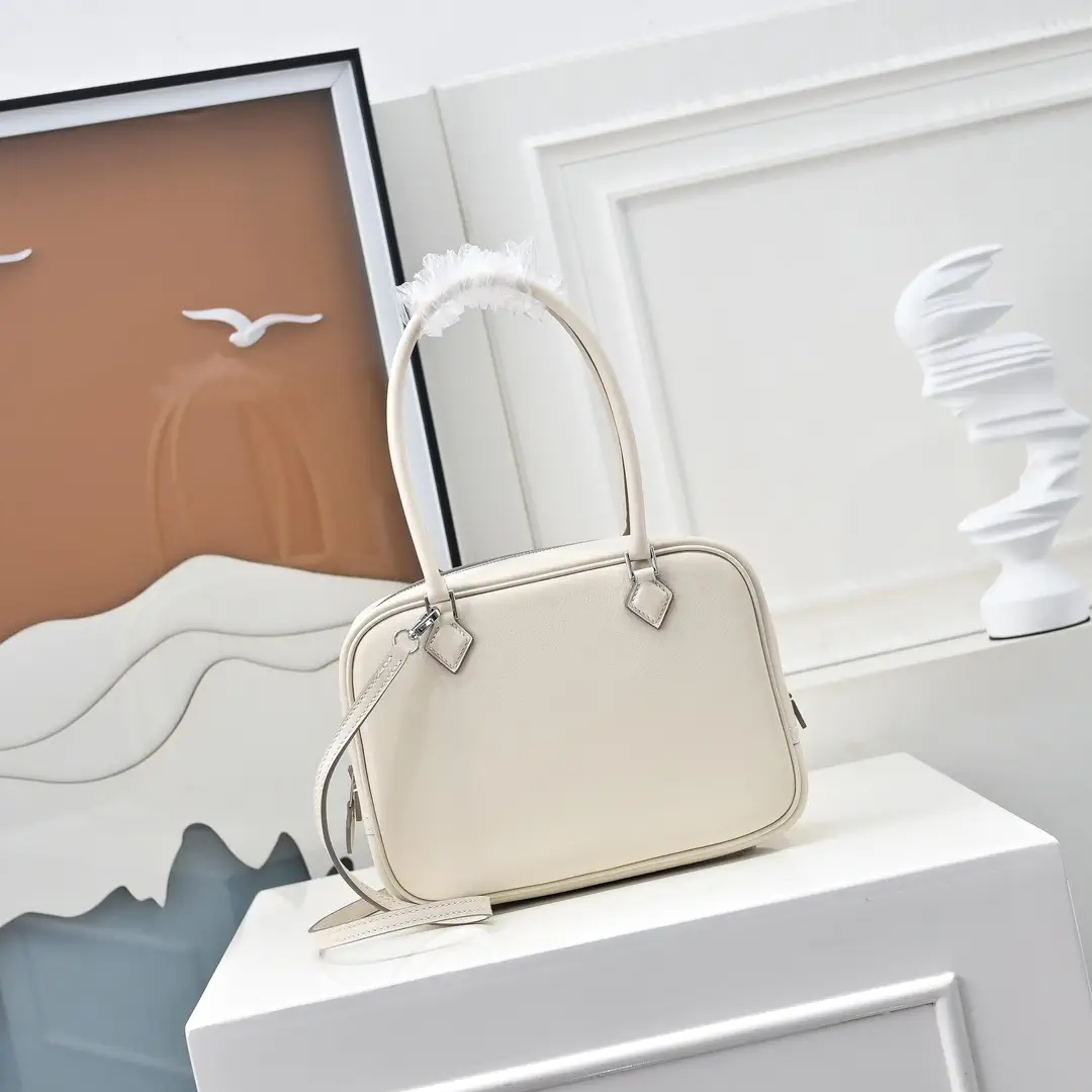 Hermès Plume Top Handle Bag image 1