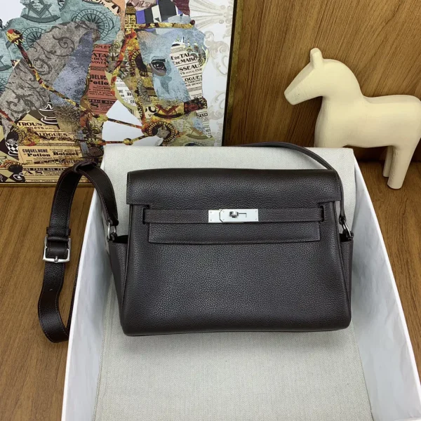 Hermès Kelly Messenger Bag image 1