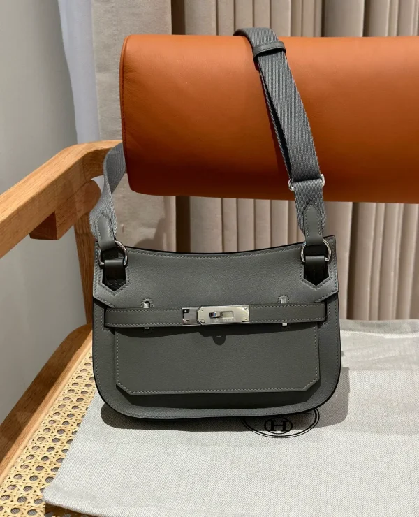 Hermès Mini Jypsiere Crossbody Bag image 1