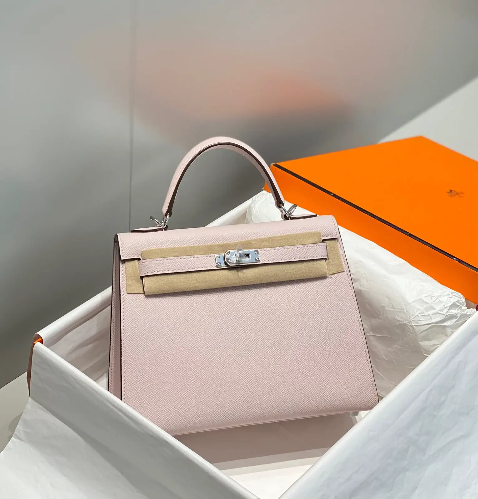 Hermès Kelly Top Handle Bag image 1