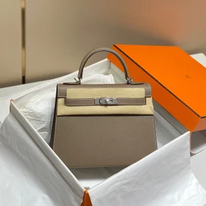 Hermès Kelly Top Handle Bag image 1