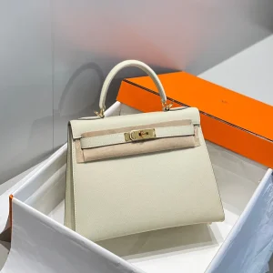 Hermès Kelly Top Handle Bag image 1