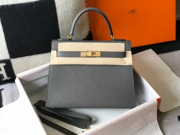 Hermès Kelly Top Handle Bag image 1