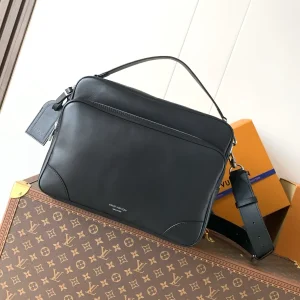 Louis Vuitton Black Leather Nil XL Bag image 1