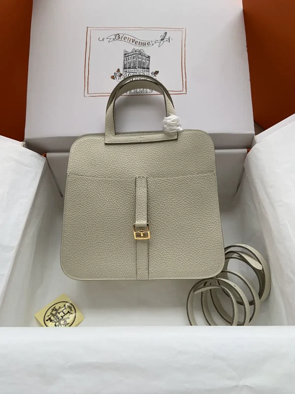 Hermès Halzan 25 Top Handle Bag image 1