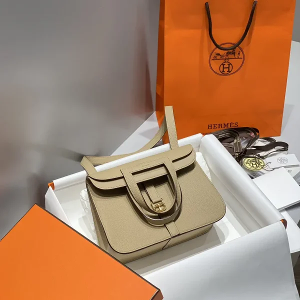 Hermès Halzan Top Handle Bag image 1