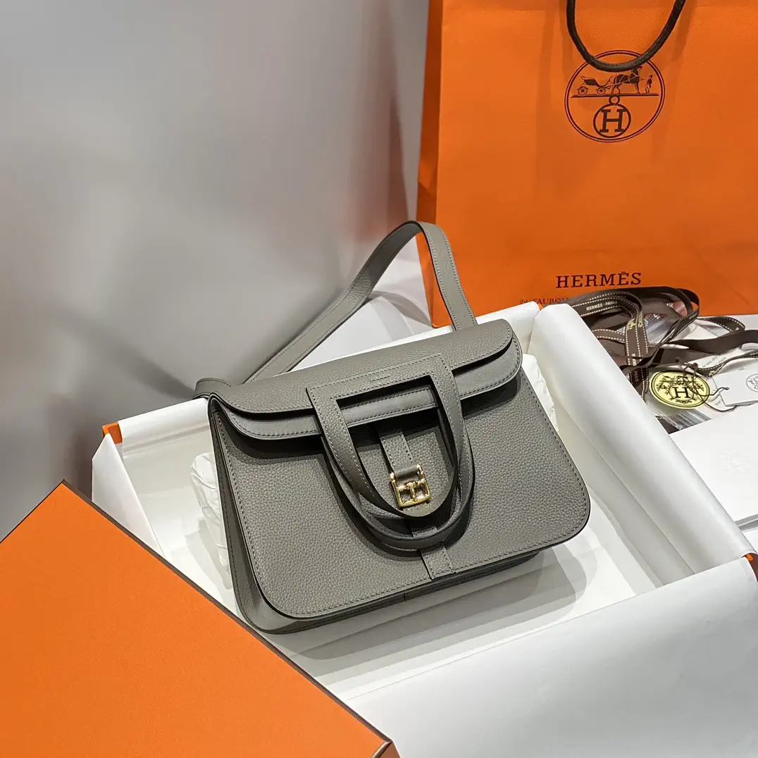 Hermès Halzan Bag image 1