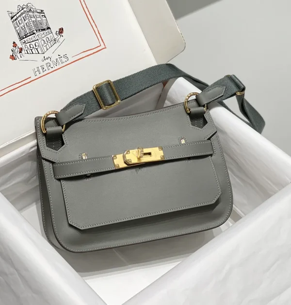 Hermès Jypsiere Crossbody Bag image 1