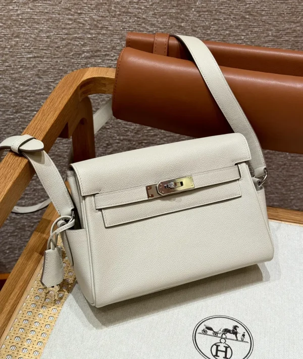 Hermès Beton Kelly Messenger Bag image 1