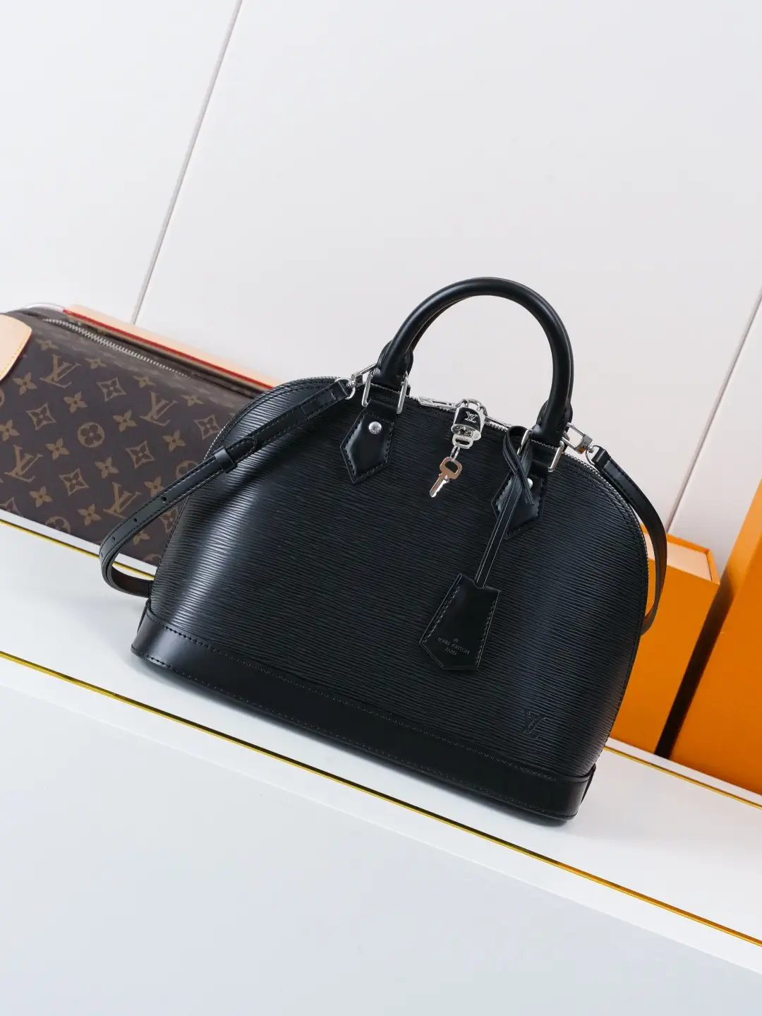Louis Vuitton Black Epi Leather Alma PM Top Handle Bag image 1