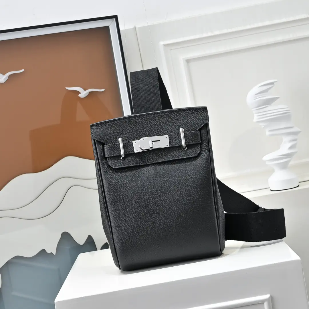 Hermès Black Belt Bag image 1