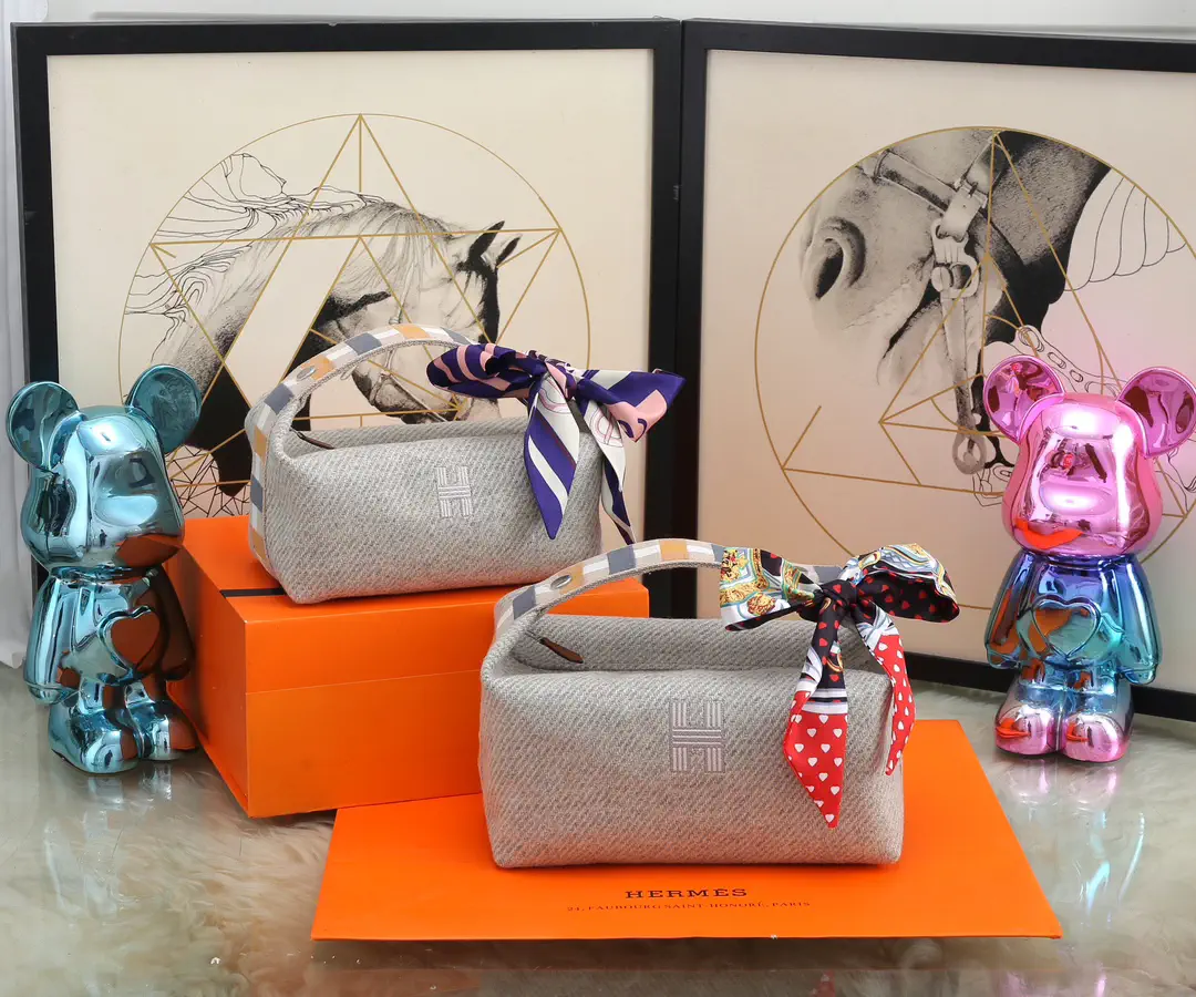 Hermès Bride-A-Brace Trousse Bag image 1