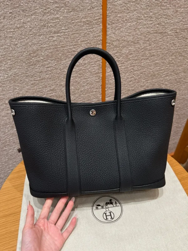Hermès Black Leather Garden Party 30 Tote Bag image 1