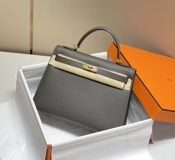 Hermès Epsom Kelly Top Handle Bag image 1