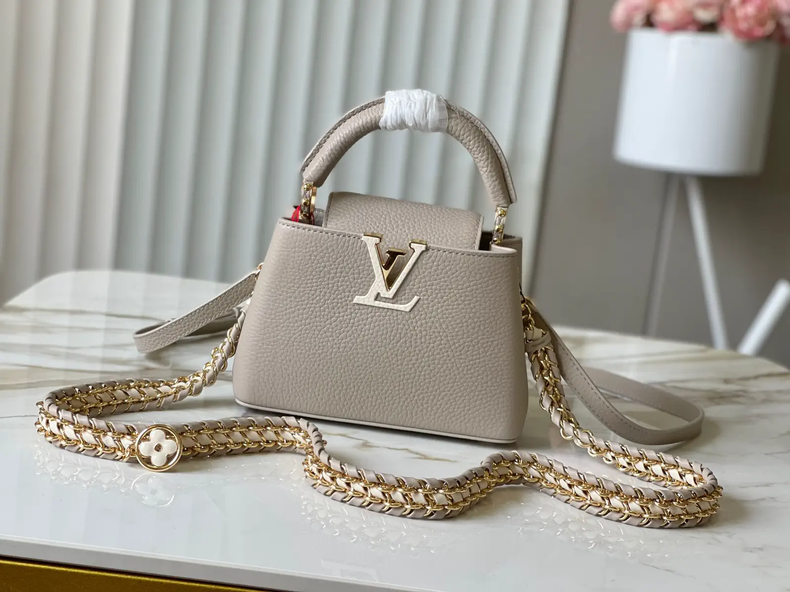Louis Vuitton Capucines East-West Top Handle Bag image 1