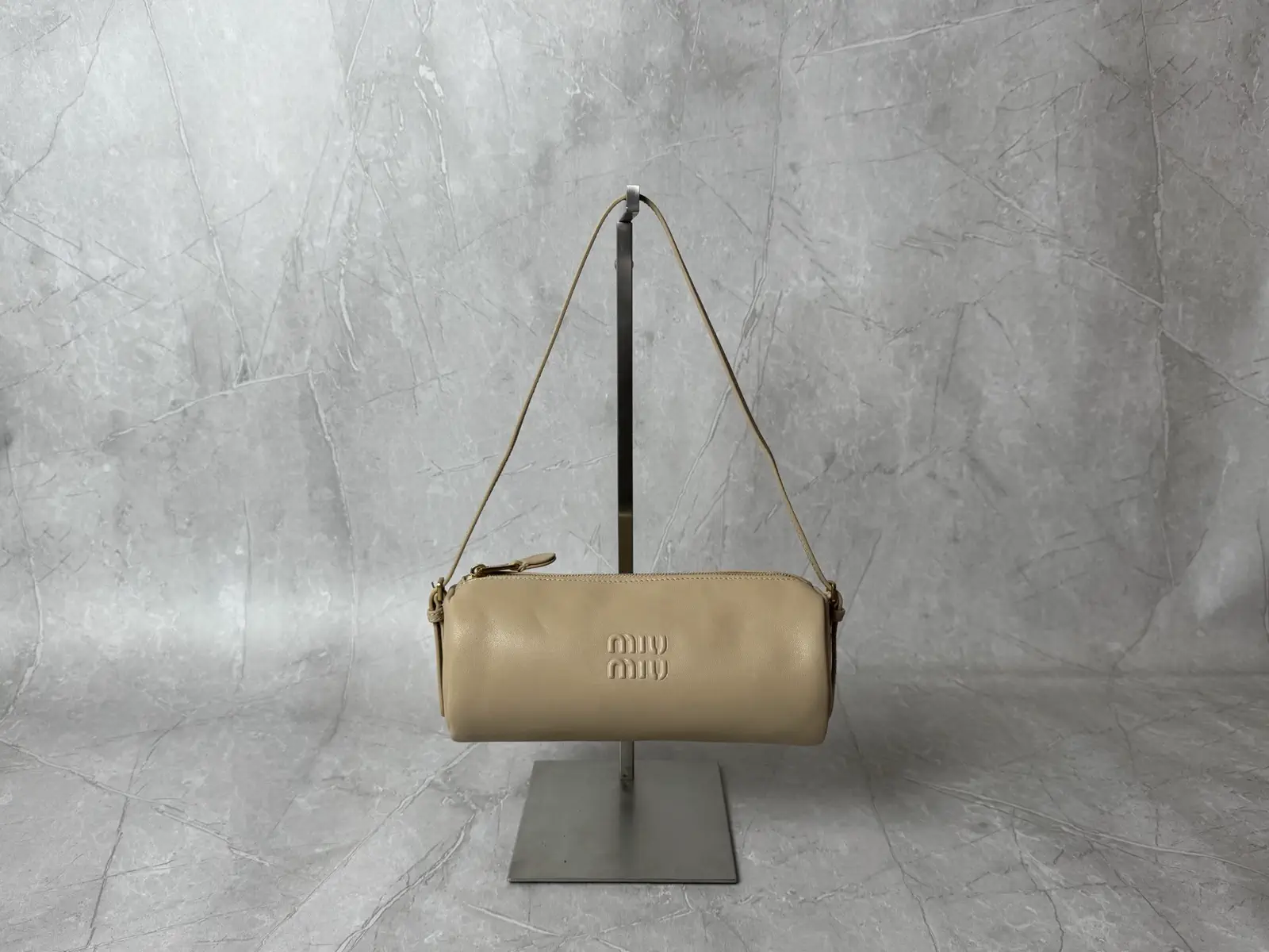 Miu Miu Cylinder Shoulder Bag image 1