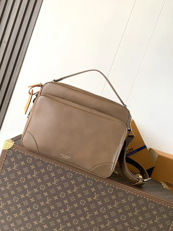Louis Vuitton Brown Leather Nil XL Bag image 1