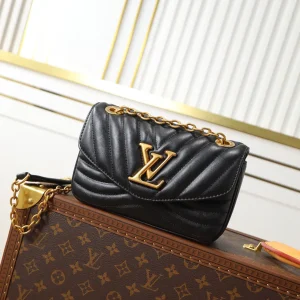Louis Vuitton Black Quilted New Wave Small Chain Bag image 1