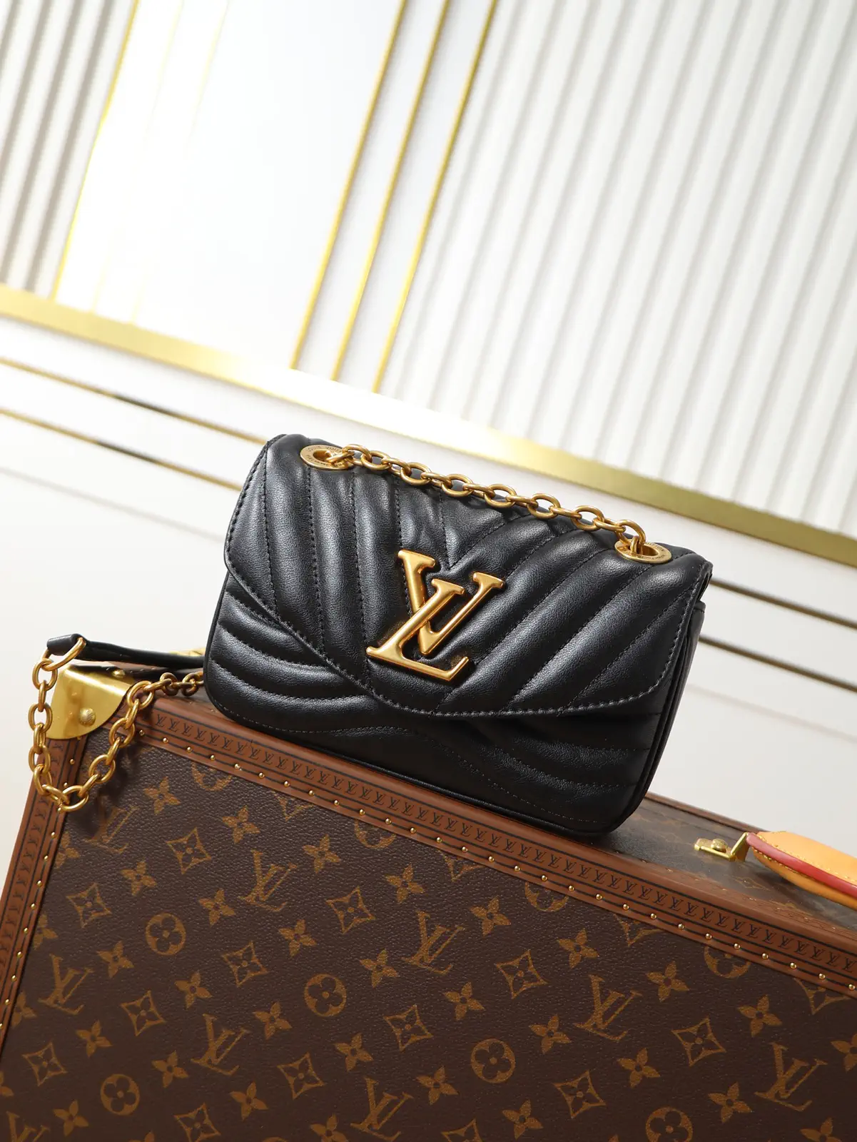 Louis Vuitton Black Quilted New Wave Small Chain Bag image 1