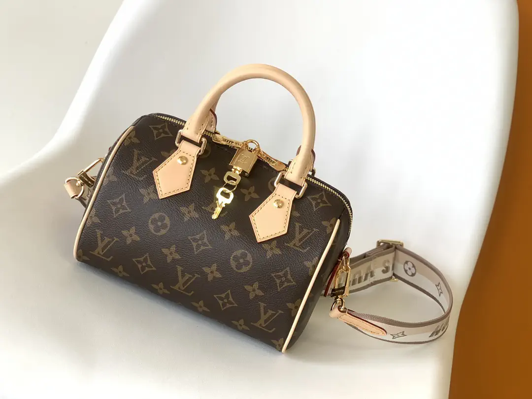Louis Vuitton Speedy Bandoulière 20 Monogram Top Handle Bag image 1