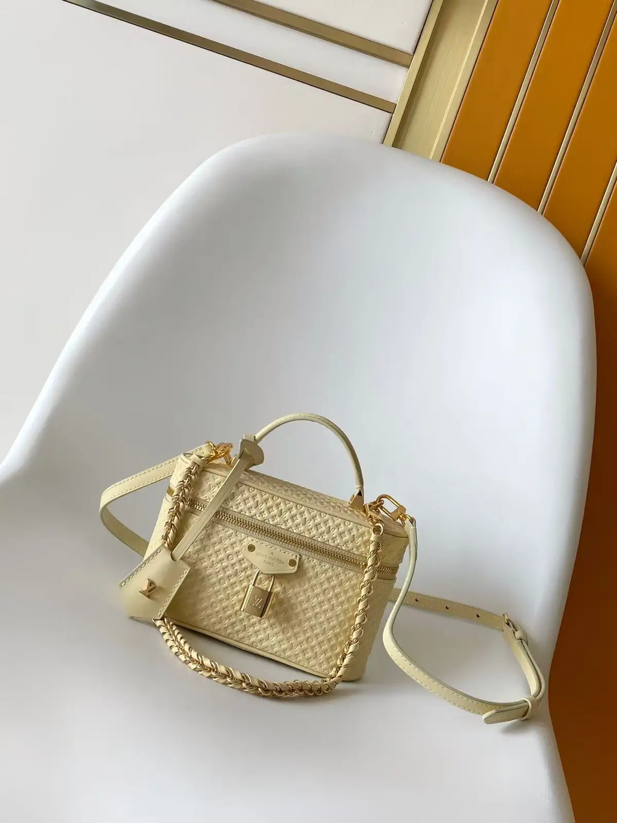 Louis Vuitton Vanity Chain Pouch Top Handle Bag image 1