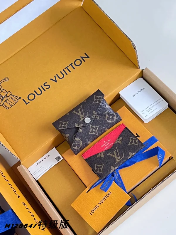 Louis Vuitton Monogram Canvas Card Holder image 1