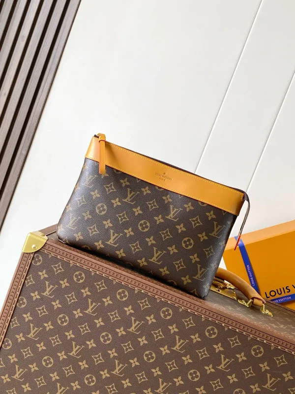 Louis Vuitton Monogram Pochette Voyage Souple Clutch image 1