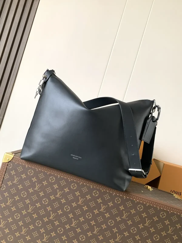 Louis Vuitton Black Leather Vagabond Hobo Shoulder Bag image 1