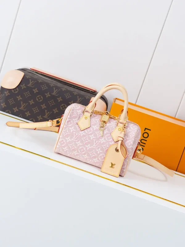 Louis Vuitton Pink Monogram Speedy Bandoulière 20 Top Handle Bag image 1