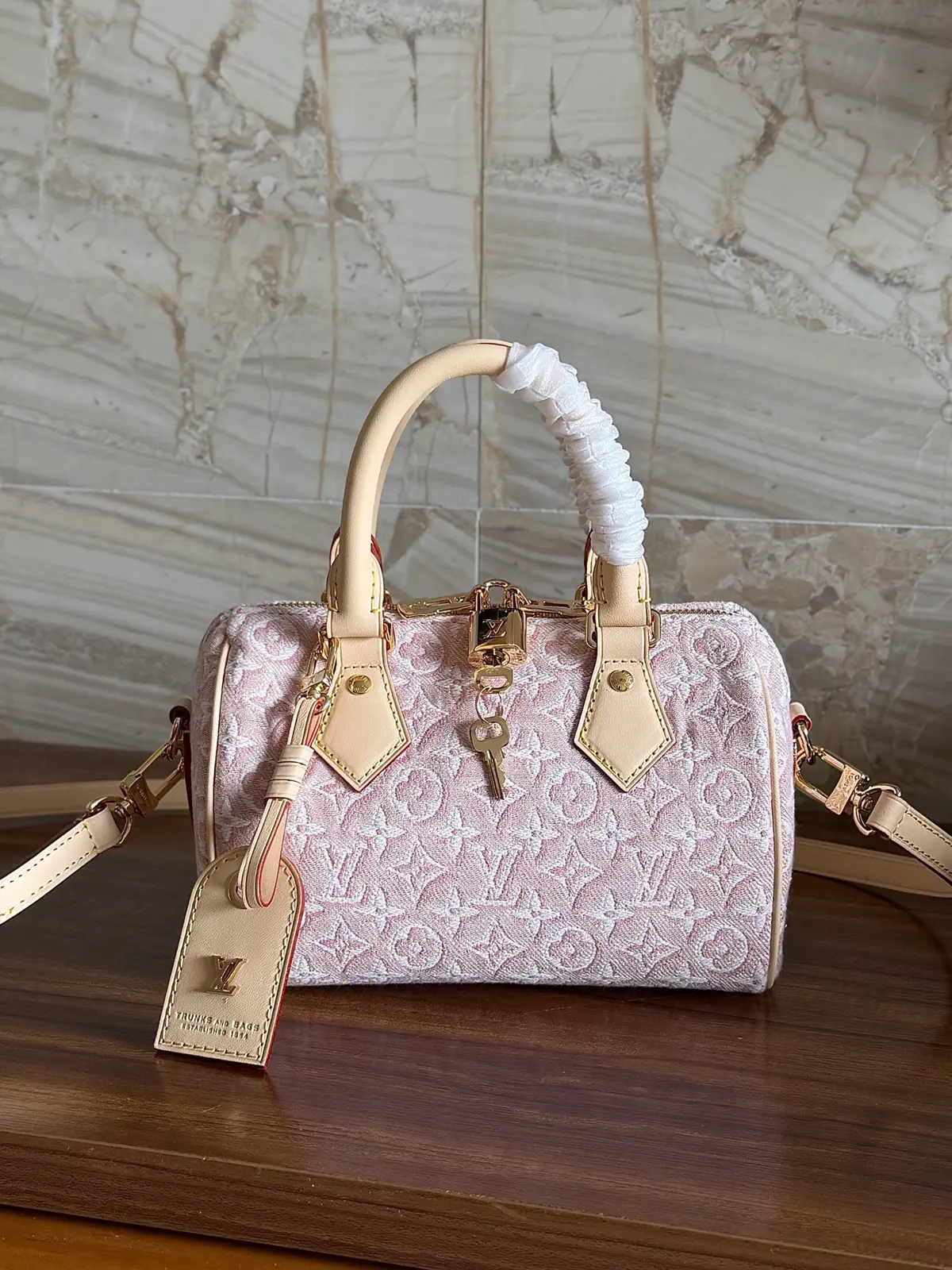 Louis Vuitton Pink Monogram Speedy Bandoulière 20 Top Handle Bag image 1