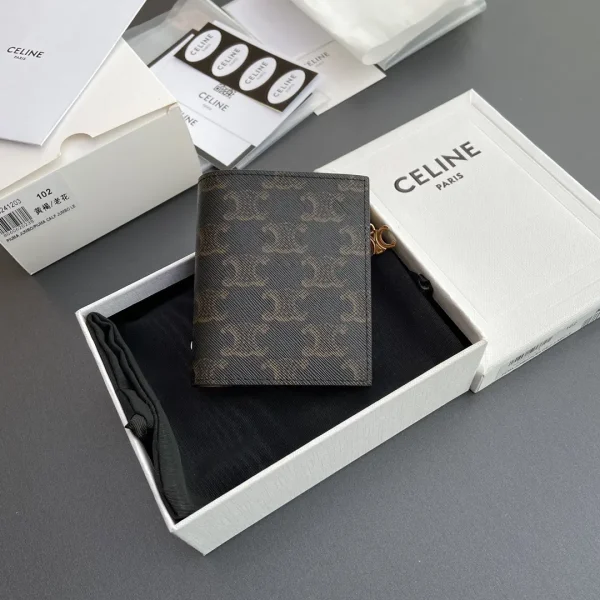 CELINE Triomphe Short Wallet image 1