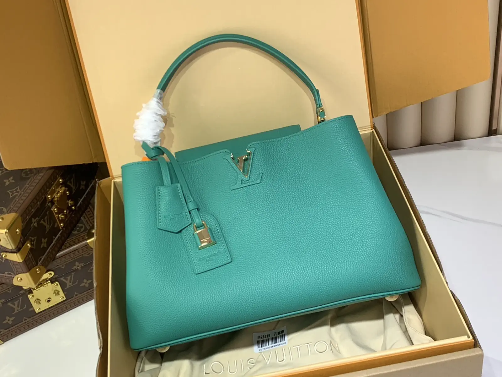 Louis Vuitton Capucines Large Top Handle Bag image 1