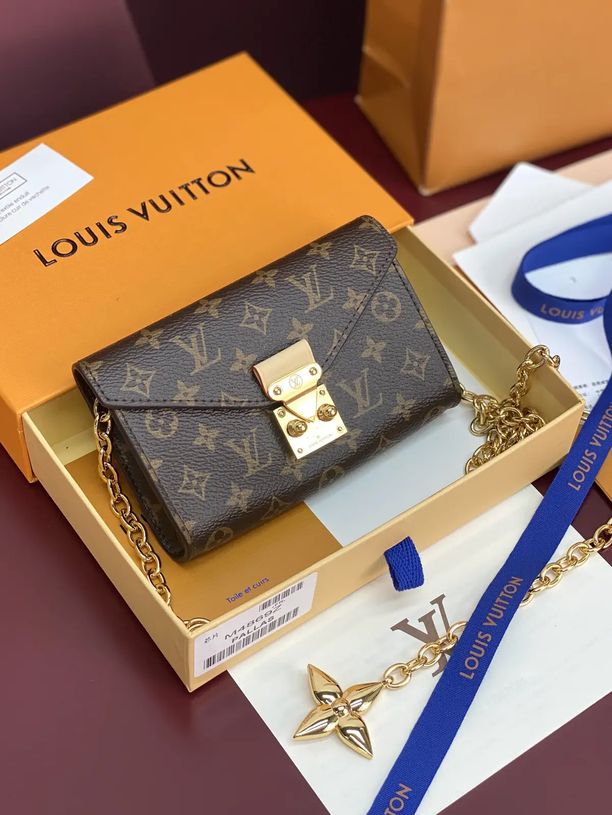 Louis Vuitton Monogram Canvas Pouch Metis Belt Bag image 1