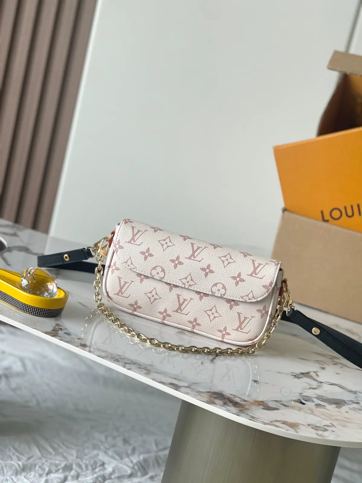Louis Vuitton Wallet On Chain Ivy Bag image 1