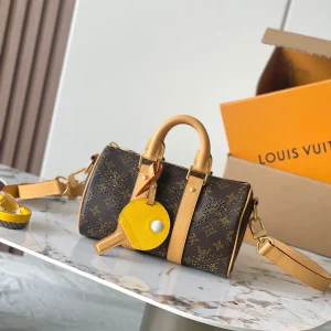Louis Vuitton Keepall Bandoulière 25 Duffle Bag image 1