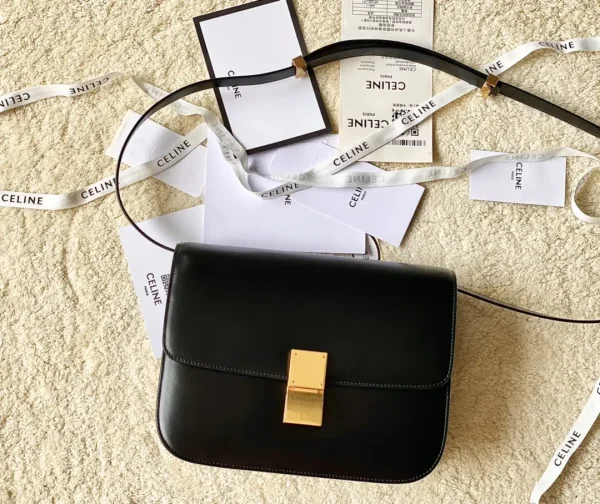 CELINE Black Leather Box Shoulder Bag image 1