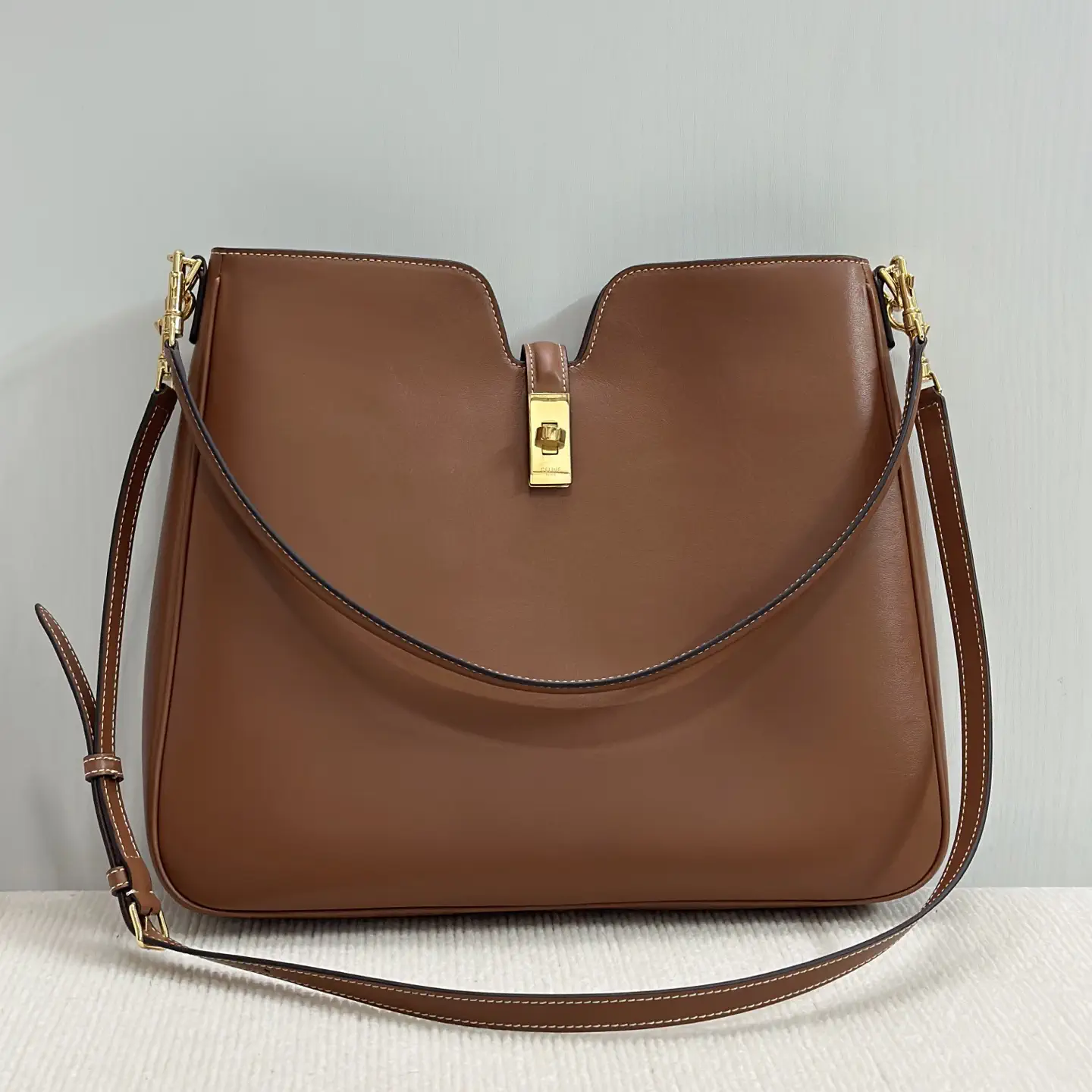 CELINE Brown Leather Shoulder Bag image 1
