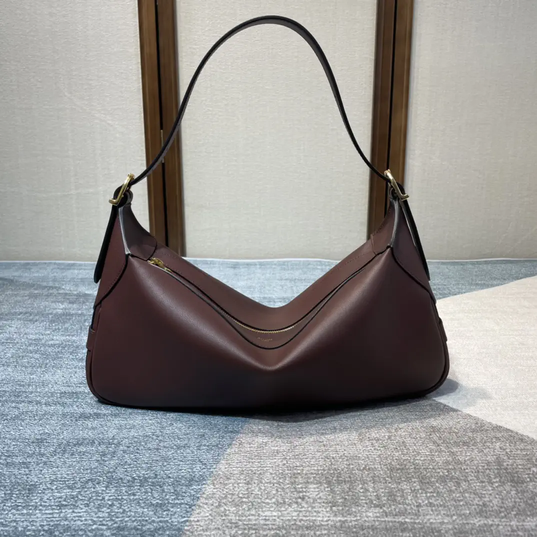 CELINE Burgundy Leather Shoulder Bag image 1