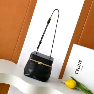 CELINE Black Leather Box Shoulder Bag image 1