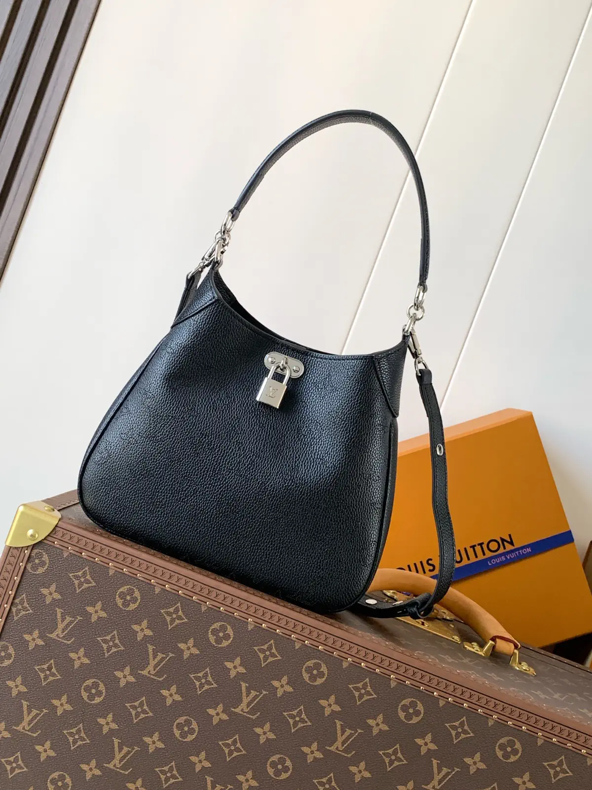 Louis Vuitton Black Monogram Hobo Shoulder Bag image 1