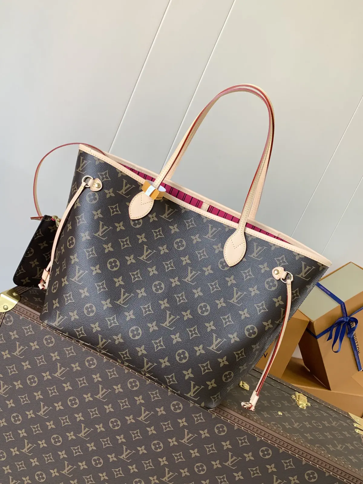 Louis Vuitton Monogram Neverfull MM Tote Bag image 1