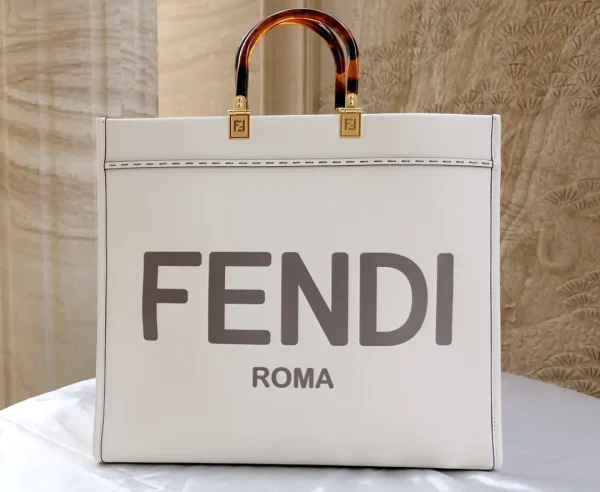 FENDI White Logo Shopper Tote Bag image 1