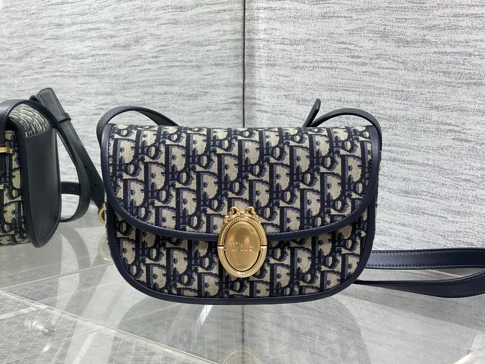Dior Medaillon Oblique Monogram Crossbody Bag image 1