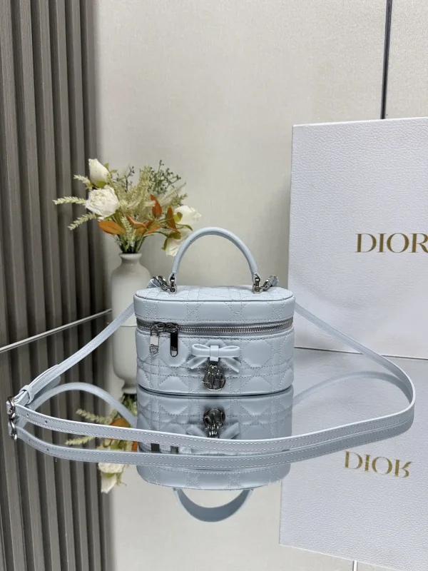 Dior 30 Montaigne Mini Vanity Bag image 1