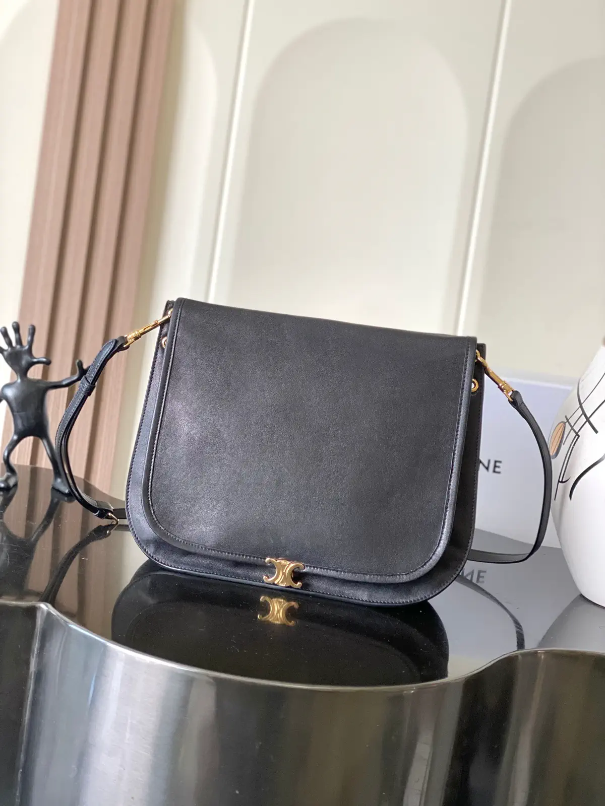 CELINE Black Leather Besace Shoulder Bag image 1