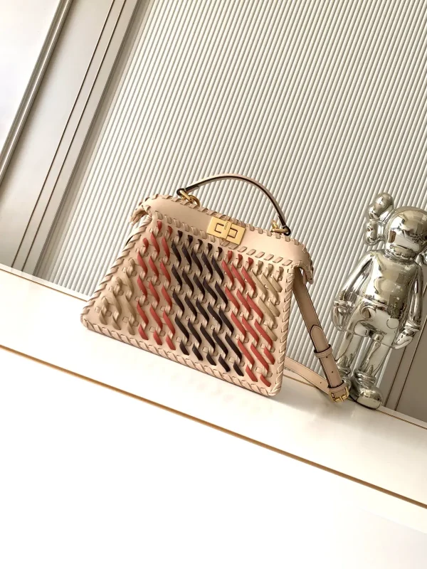 FENDI Peekaboo ISeeU Top Handle Bag image 1