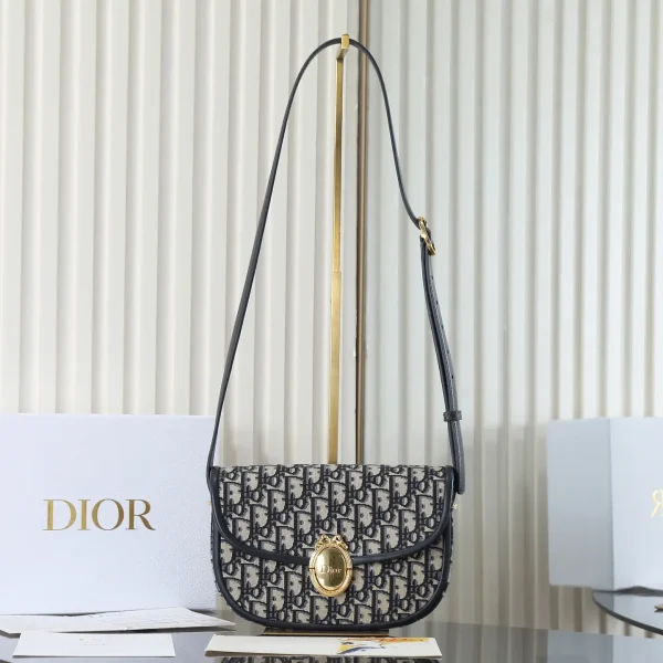 Dior Medaillon Oblique Monogram Shoulder Bag image 1