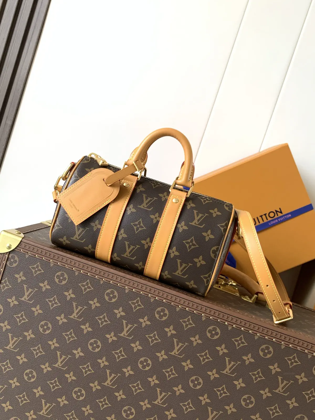 Louis Vuitton Monogram Keepall Bandoulière 25 Duffle Bag image 1