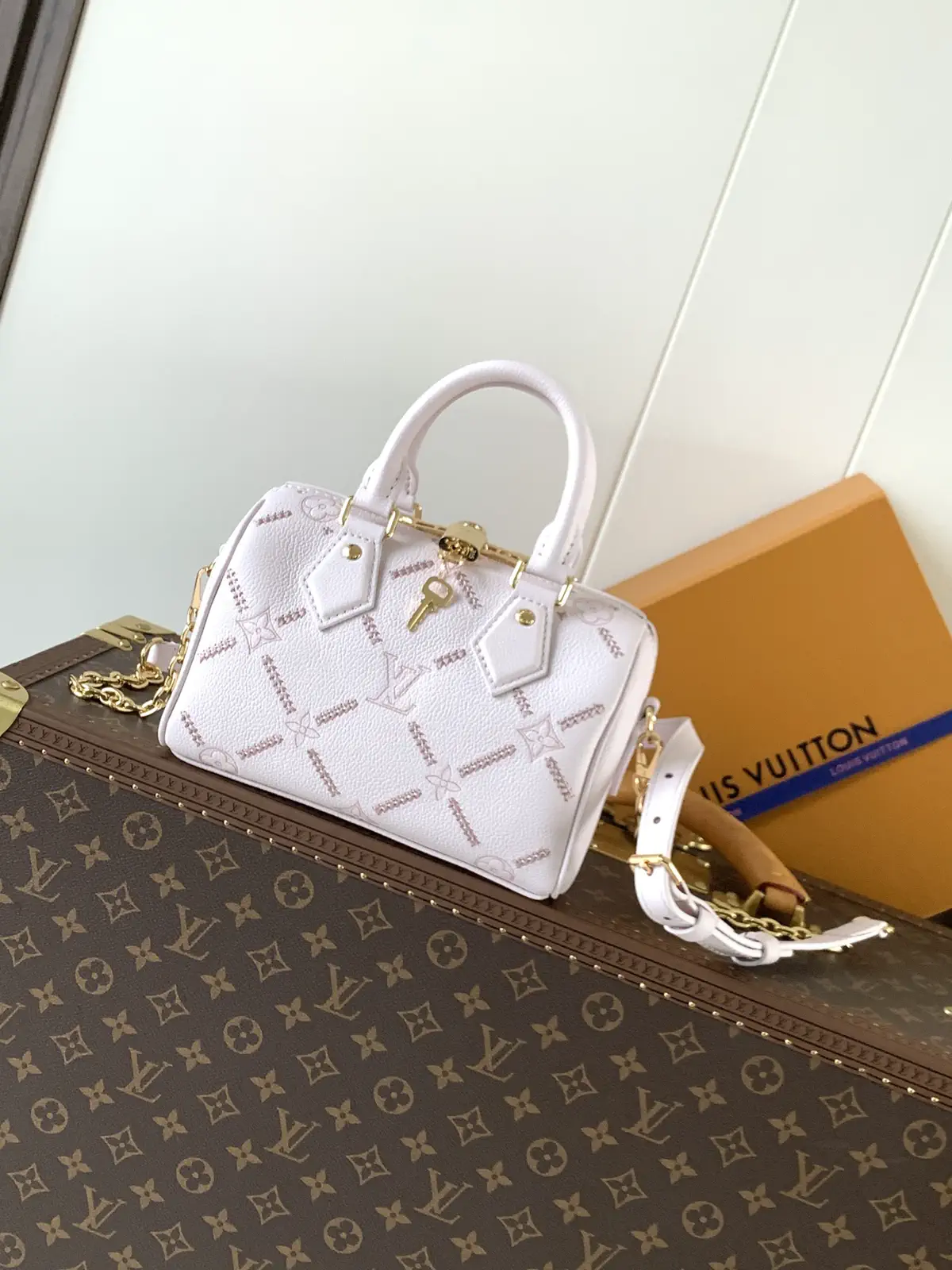 Louis Vuitton Speedy Bandoulière 20 Monogram Top Handle Bag image 1