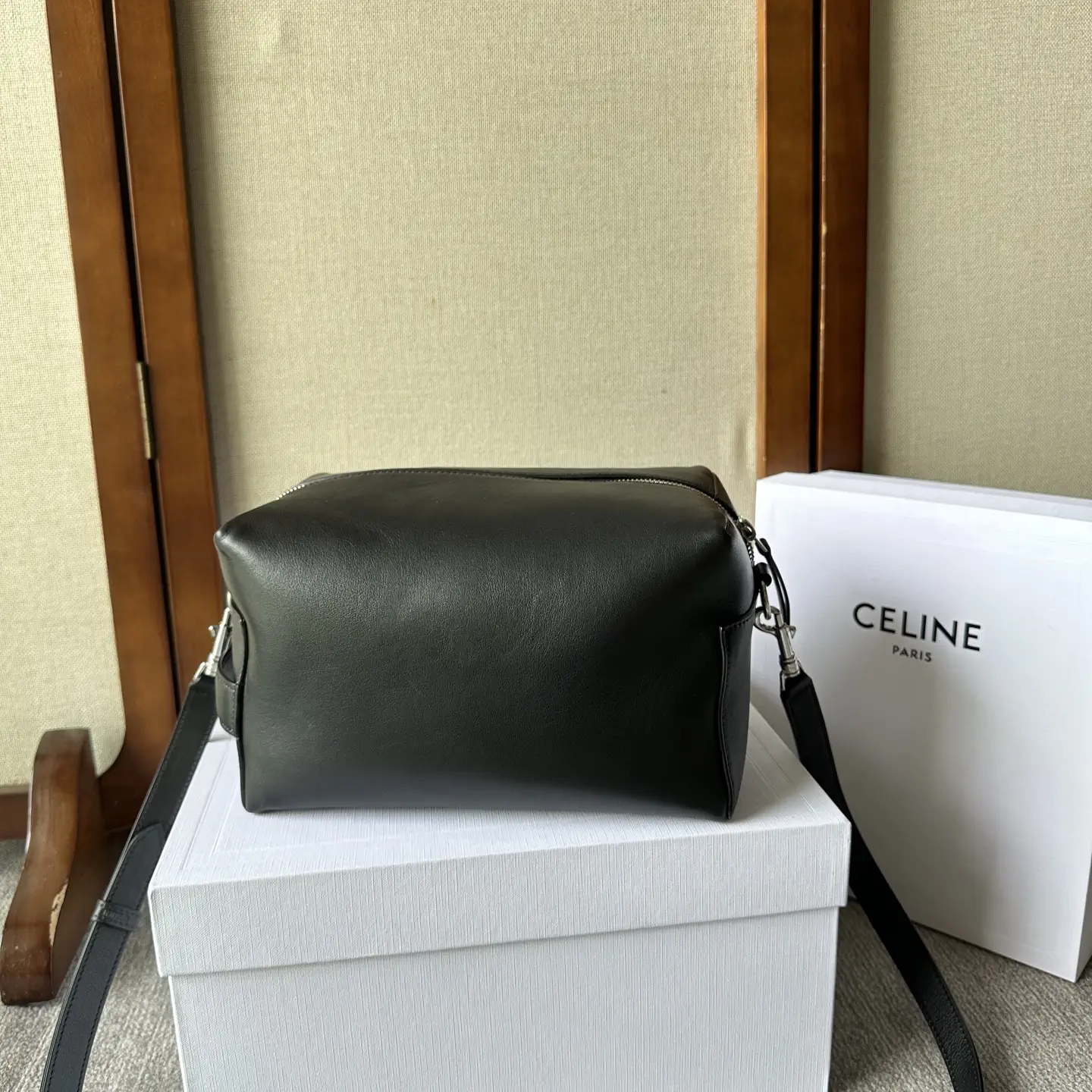 CELINE Black TAKE AWAY Messenger Bag image 1